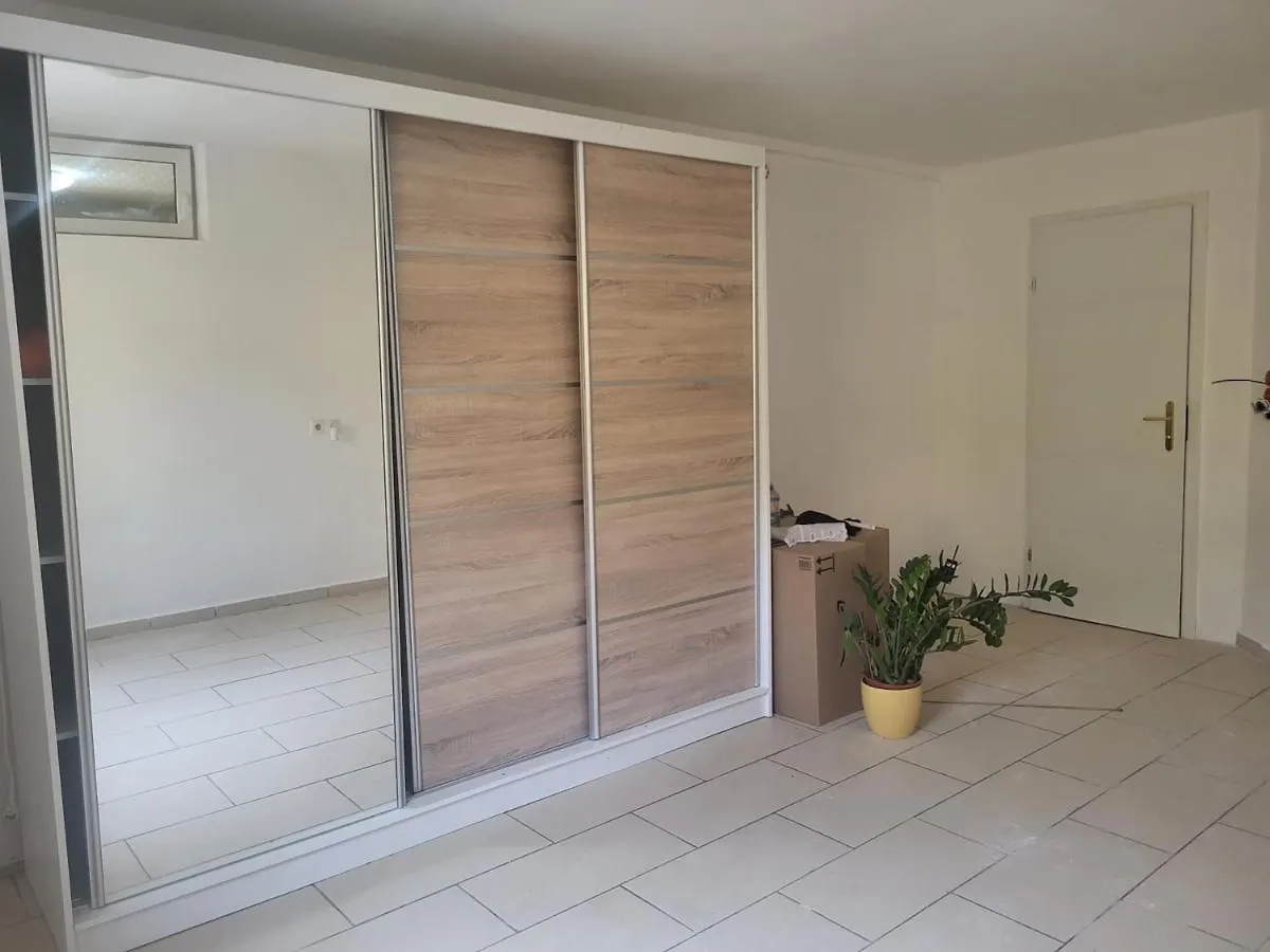 Residenz Habsburg Schoenbrunn 2 Zi Fewo U3 City Haustiere Vienna Apartment