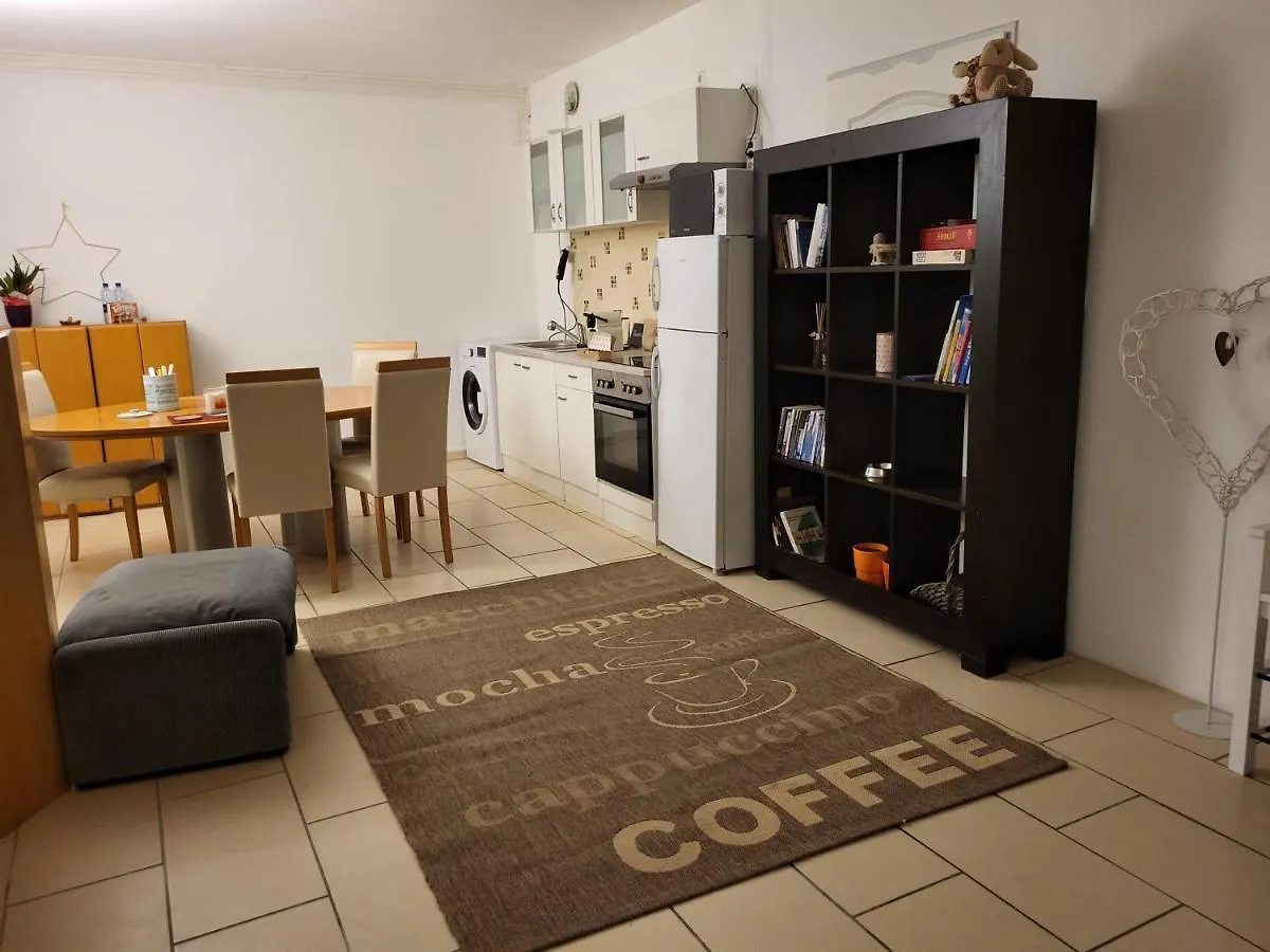 Residenz Habsburg Schoenbrunn 2 Zi Fewo U3 City Haustiere Bécs Apartman