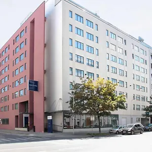 מלון Novotel Donau, וינה